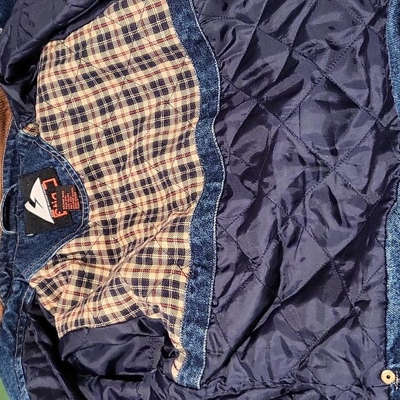 Large jean jacket (from Stig) - Picture 4 of 4